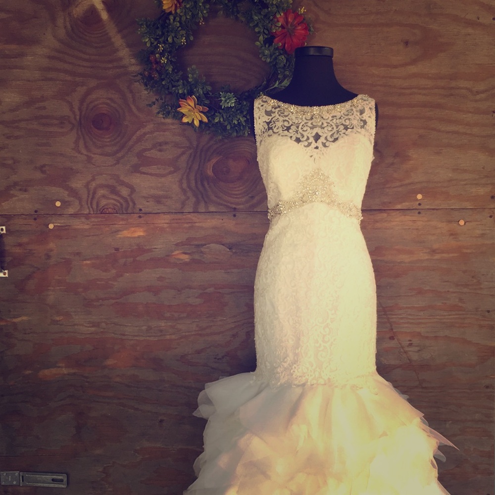π Morilee Bridal style 2673 - Picture 1 of 8